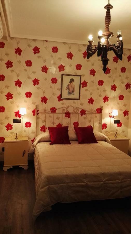 Casa Tiburcio Apartment อาเรนัส เด ซานเปโดร ภายนอก รูปภาพ