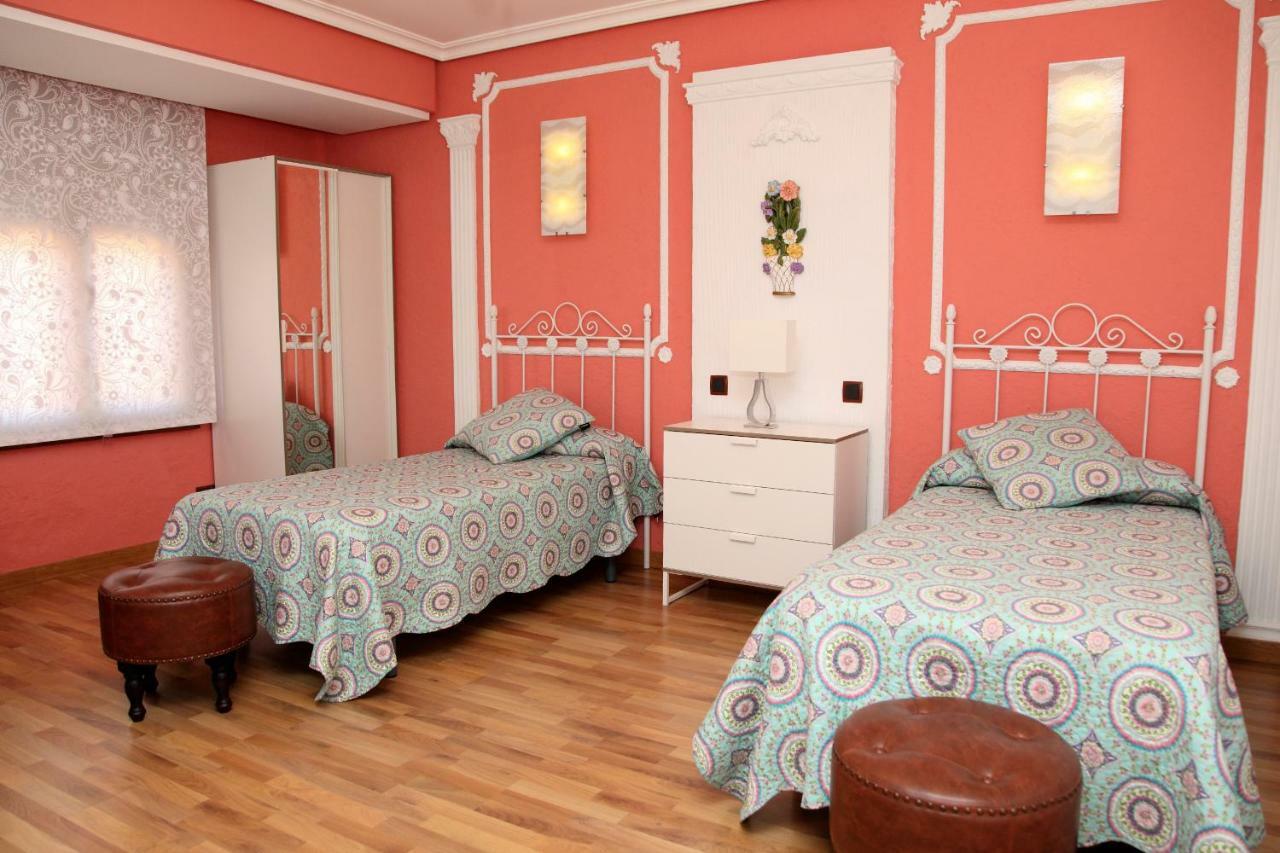 Casa Tiburcio Apartment อาเรนัส เด ซานเปโดร ภายนอก รูปภาพ